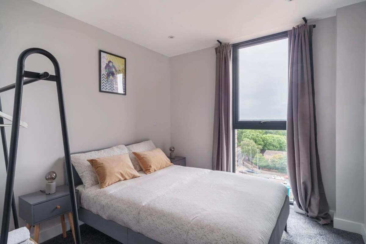 Fantastic 3 Bedroom Manchester Apartment Екстер'єр фото